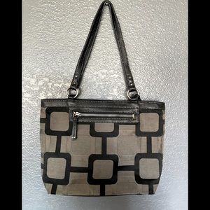 ⭕️Nine West Handbag